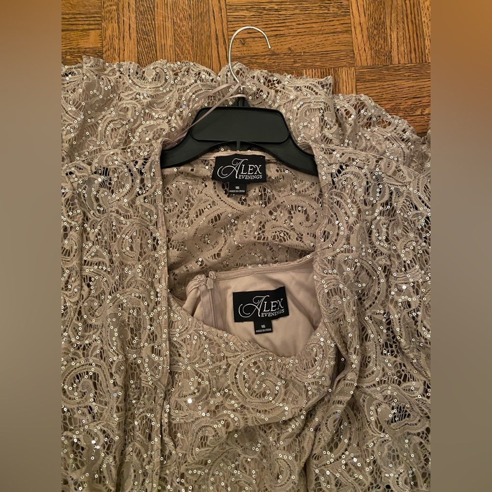 Alex Evenings Sequin Lace Jacket Formal Gown - Picture 8 of 10